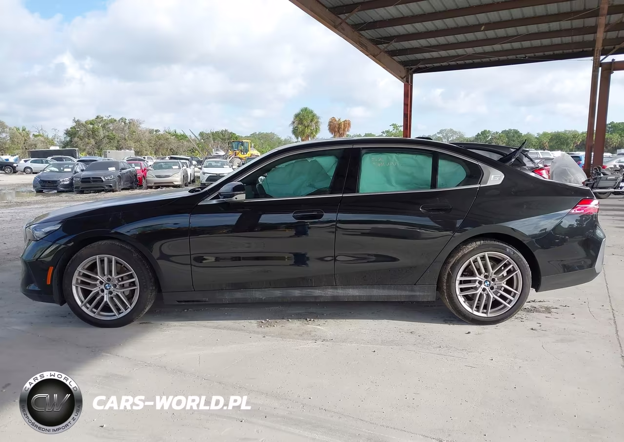 2025 BMW 530I VIN:WBA43FJ05SCU73241 - 14