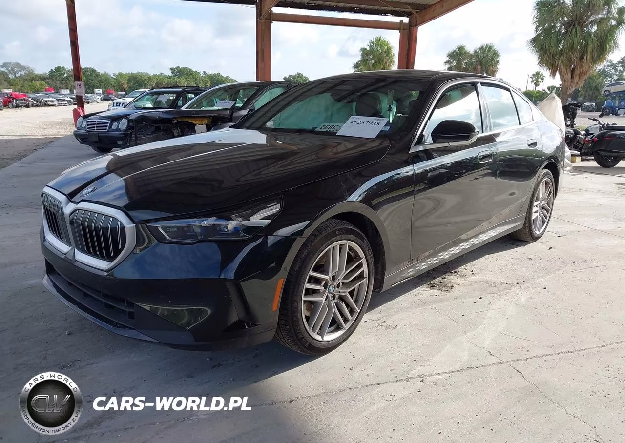 2025 BMW 530I VIN:WBA43FJ05SCU73241 - 2