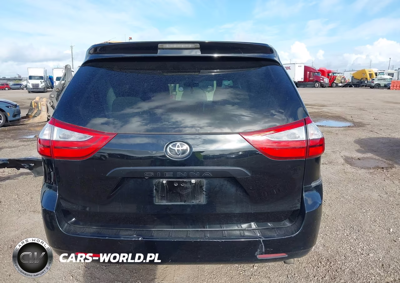 2017 Toyota Sienna L 7 Passenger VIN:5TDZZ3DC3HS882552 - 17