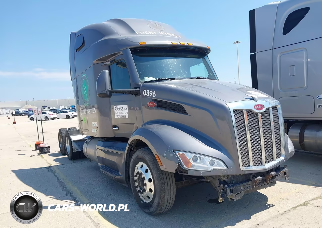 2023 Peterbilt 579
