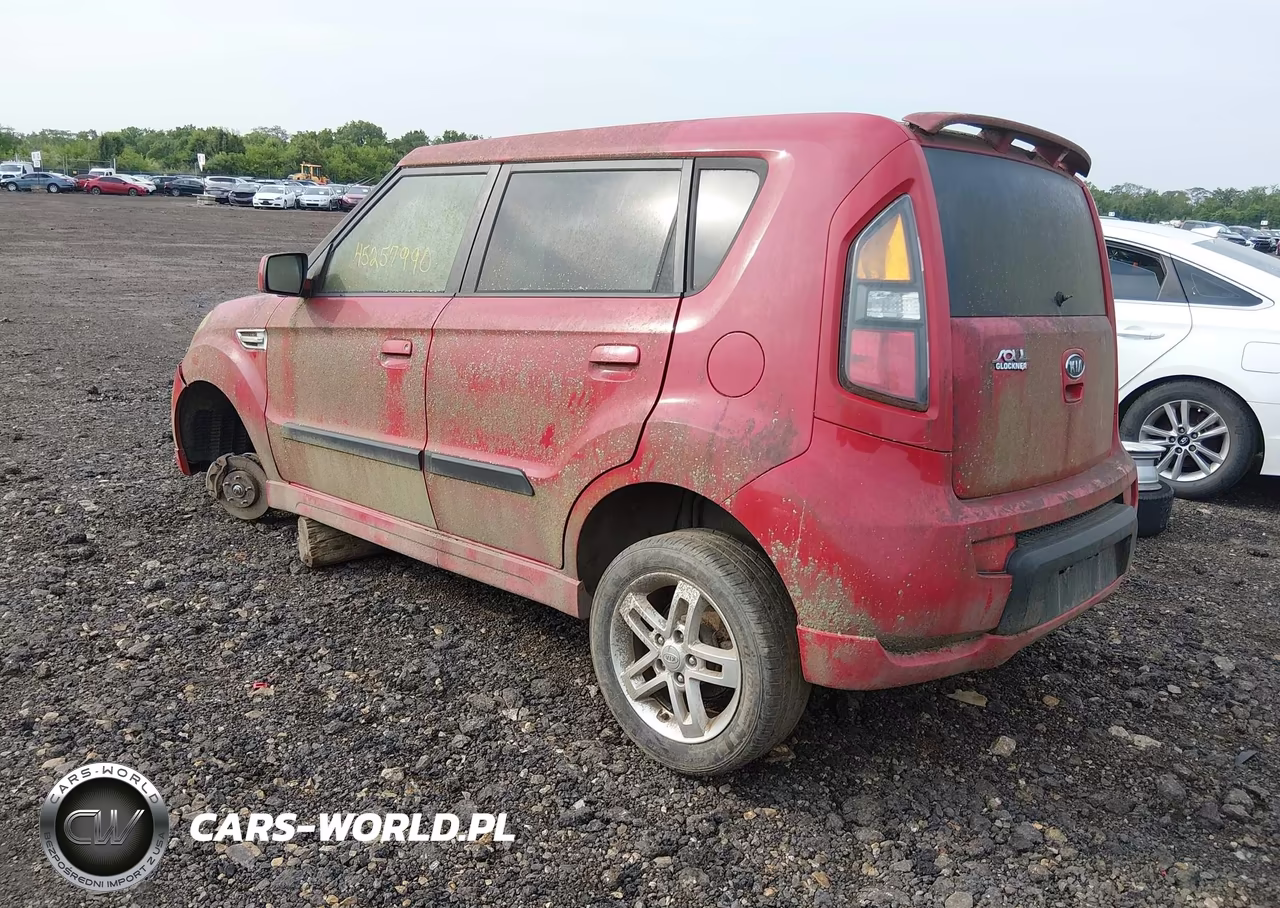 2010 Kia Soul + VIN:KNDJT2A21A7191976 - 3