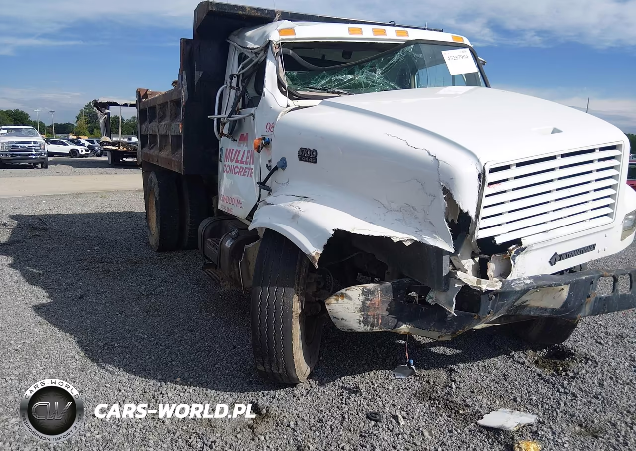 1998 International 4000 4700 VIN:1HTSCABMXWH534884 - 11