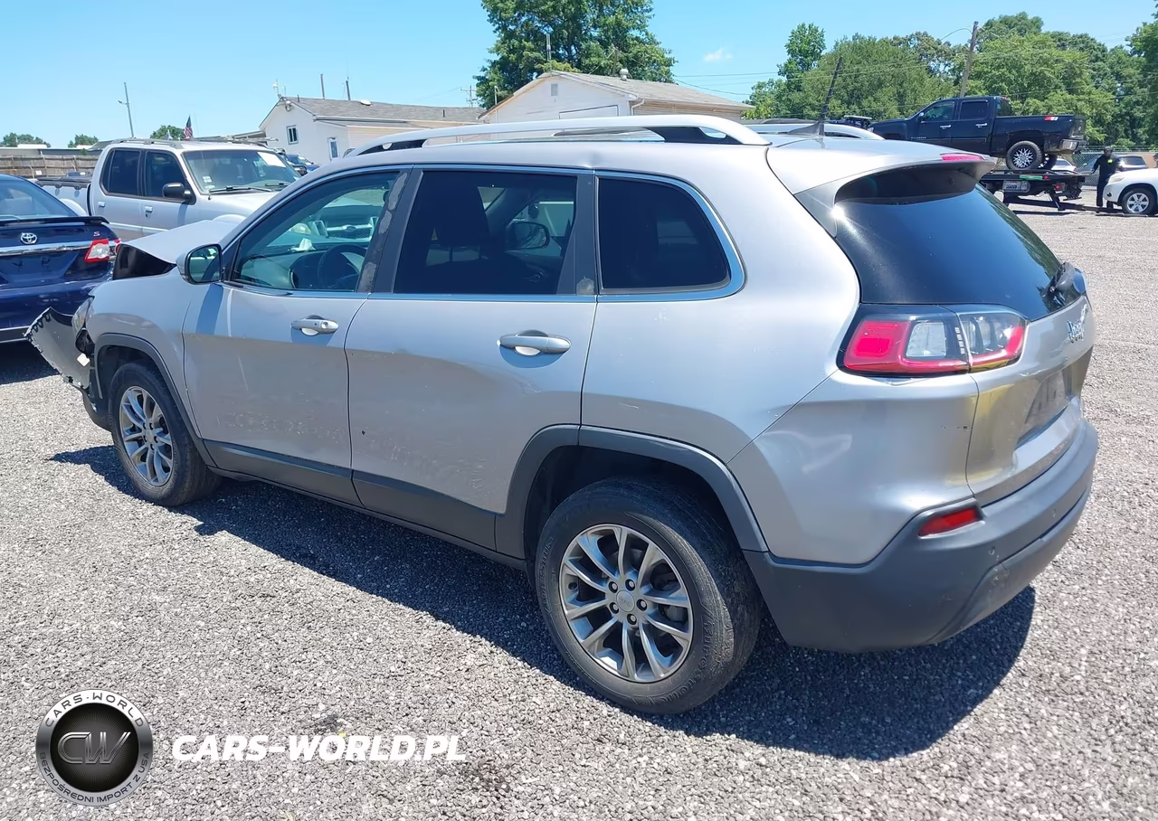 2020 Jeep Cherokee Latitude Plus Fwd VIN:1C4PJLLB6LD601341 - 3
