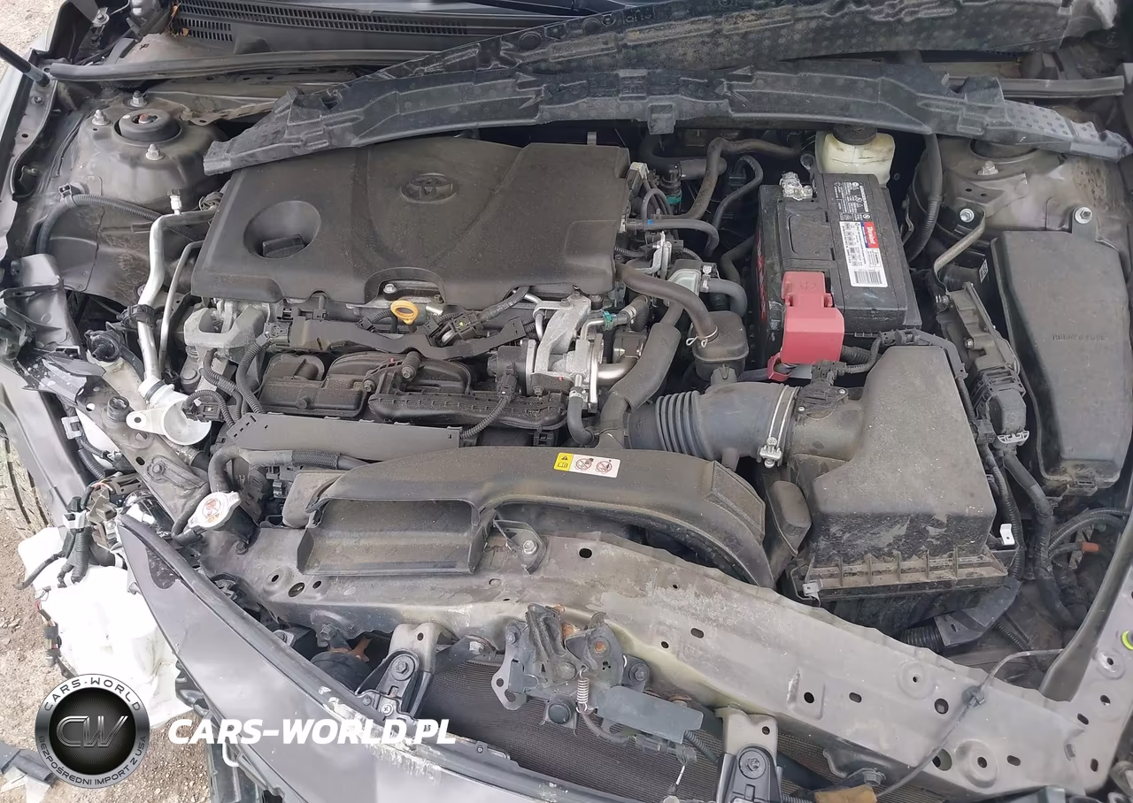 2018 Toyota Camry Le VIN:4T1B11HK8JU590441 - 10