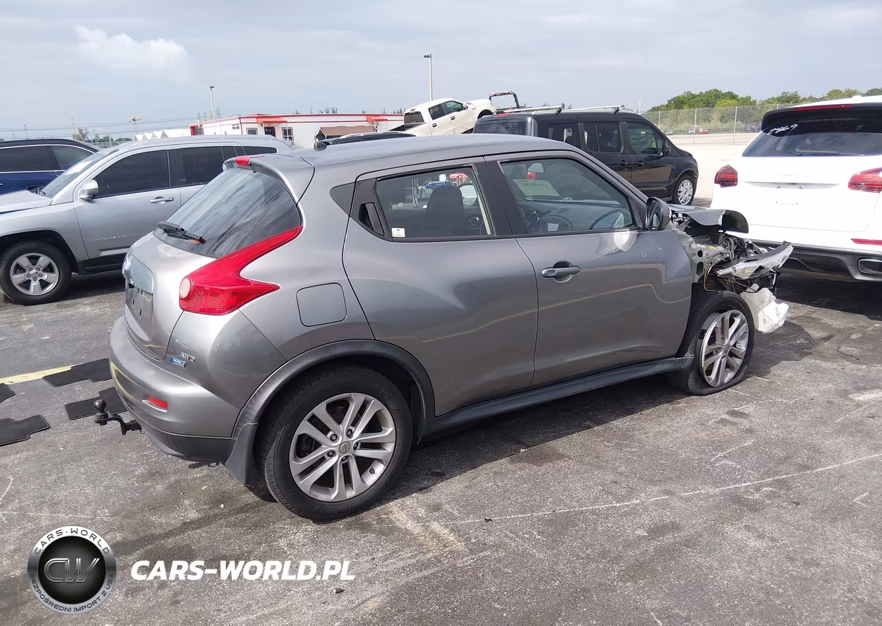 2013 Nissan Juke S VIN:JN8AF5MV6DT231113 - 4