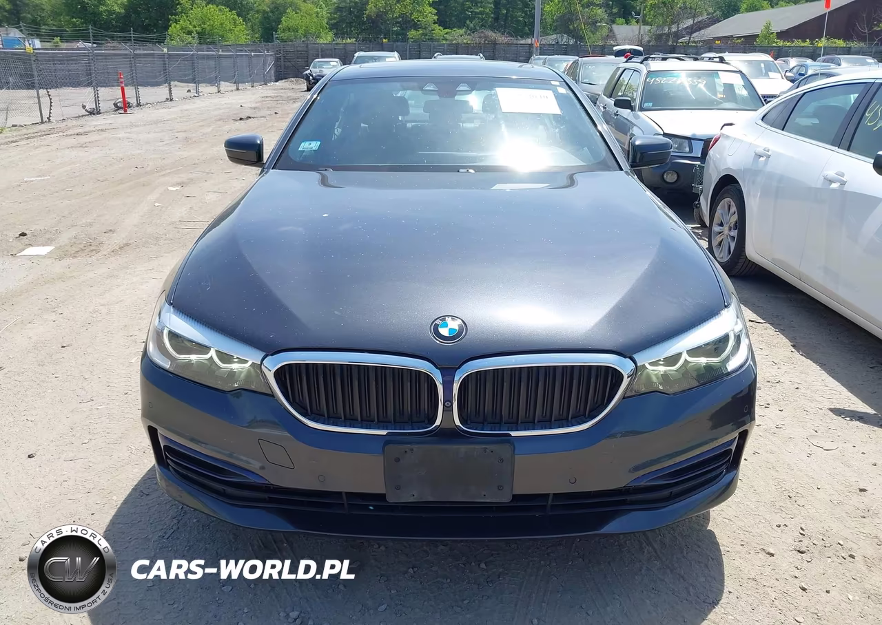 2019 BMW 530I xDrive VIN:WBAJA7C52KG910743 - 12