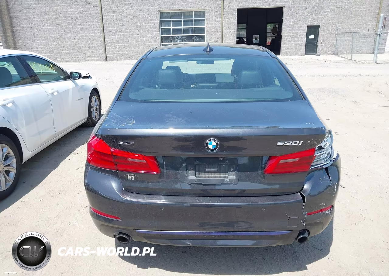 2019 BMW 530I xDrive VIN:WBAJA7C52KG910743 - 16