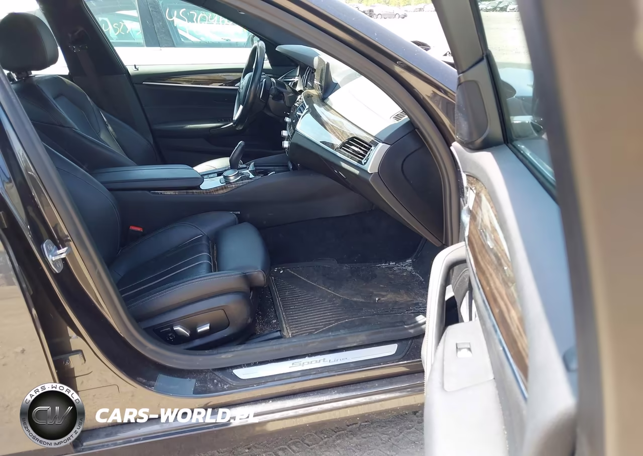 2019 BMW 530I xDrive VIN:WBAJA7C52KG910743 - 5