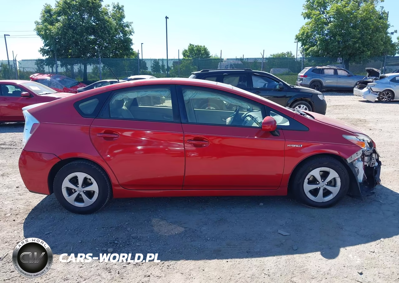 2015 Toyota Prius Four VIN:JTDKN3DU7F1928979 - 13