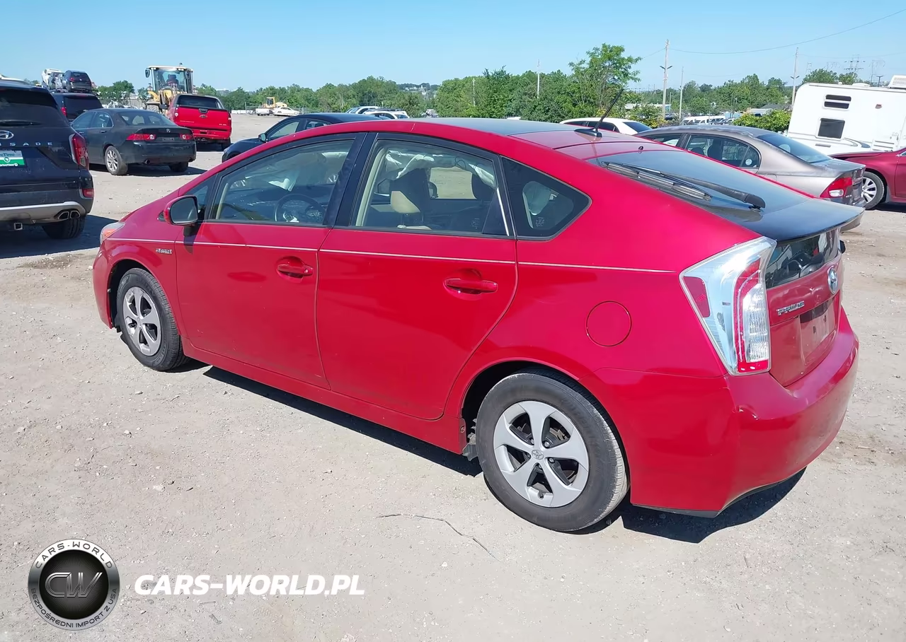 2015 Toyota Prius Four VIN:JTDKN3DU7F1928979 - 3