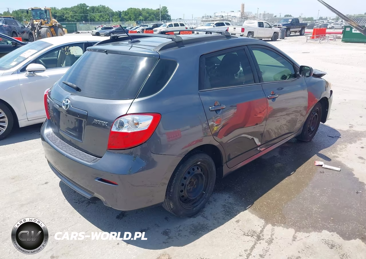 2010 Toyota Matrix VIN:2T1KU4EE6AC311884 - 4