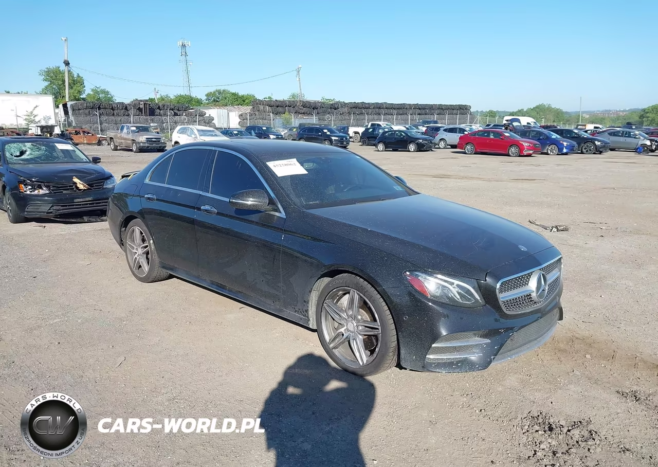 2017 Mercedes-Benz E 300 4Matic – zdjęcie 1 z 18