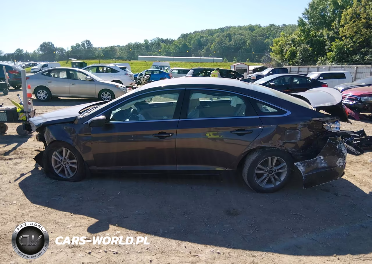 2015 Hyundai Sonata Se VIN:5NPE24AF0FH205470 - 15