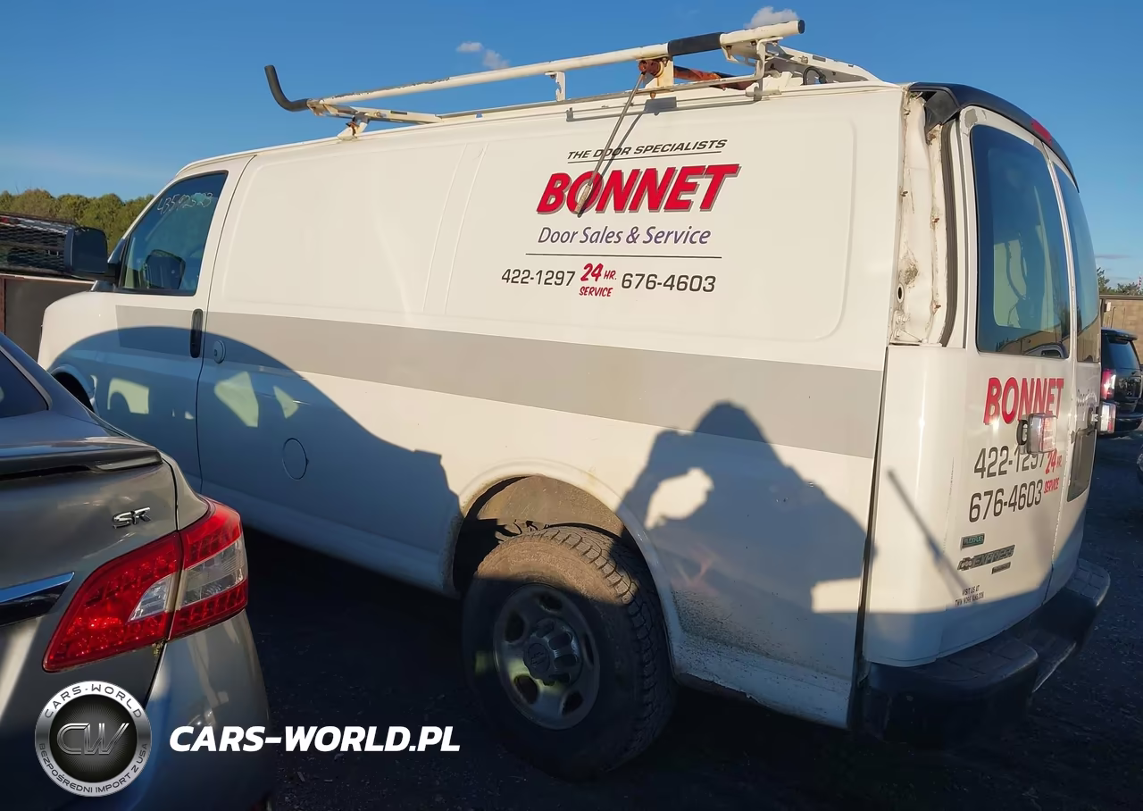 2011 Chevrolet Express 2500 Work Van VIN:1GCWGFCAXB1184518 - 3