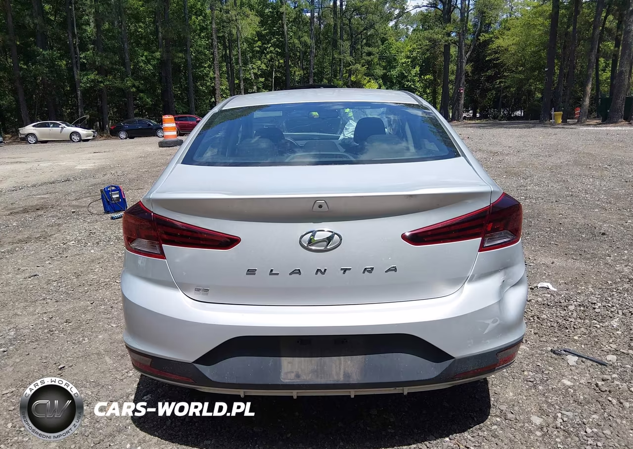2019 Hyundai Elantra Se VIN:5NPD74LF0KH478588 - 16