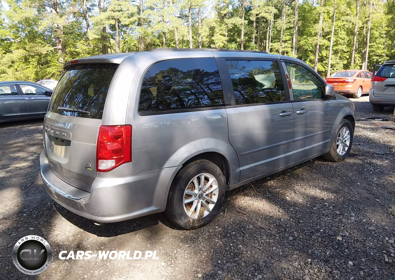 2014 Dodge Grand Caravan Sxt VIN:2C4RDGCG2ER153702 - 4