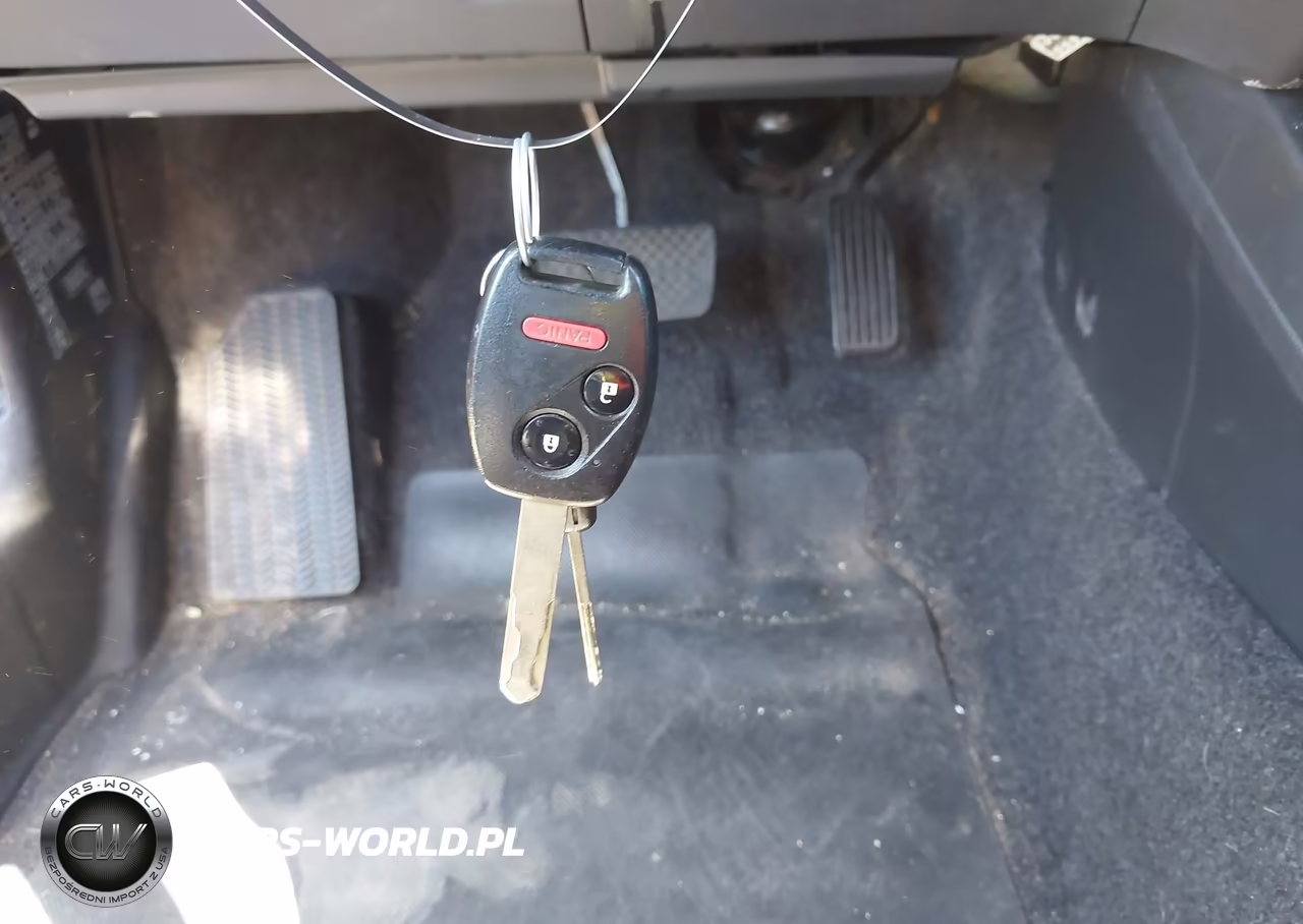 2010 Honda Fit Sport VIN:JHMGE8H48AS011967 - 11