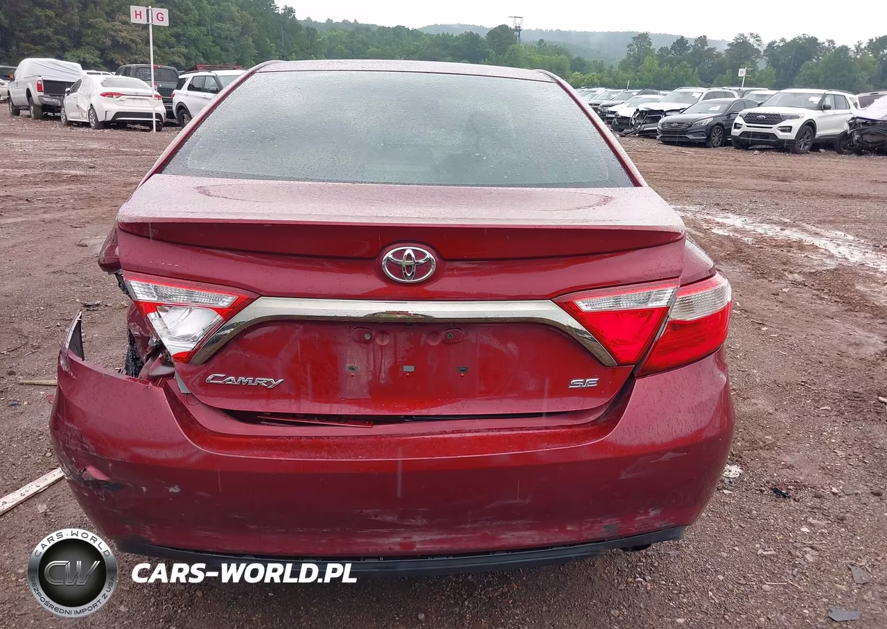 2017 Toyota Camry Se VIN:4T1BF1FK4HU642470 - 17