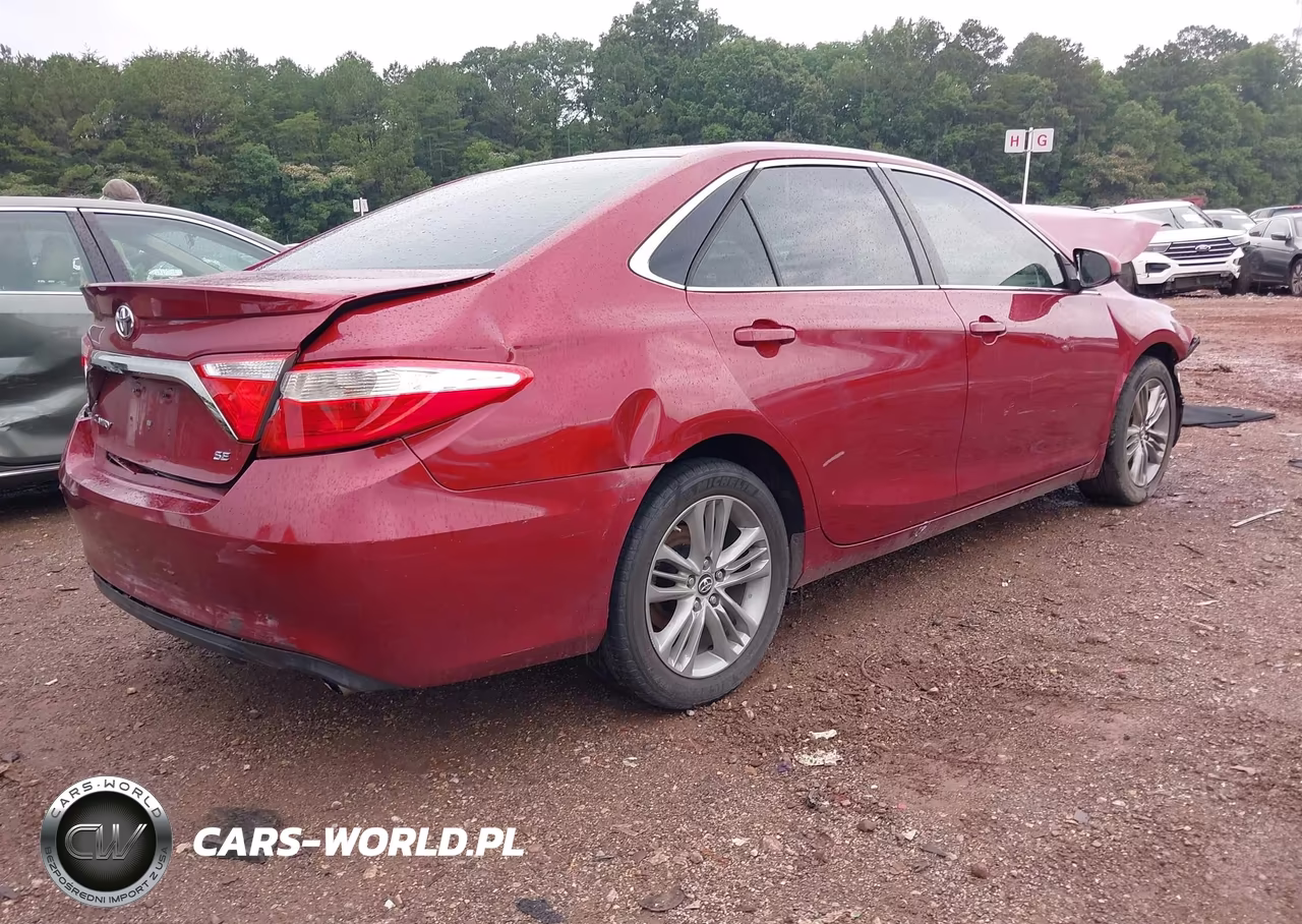 2017 Toyota Camry Se VIN:4T1BF1FK4HU642470 - 4