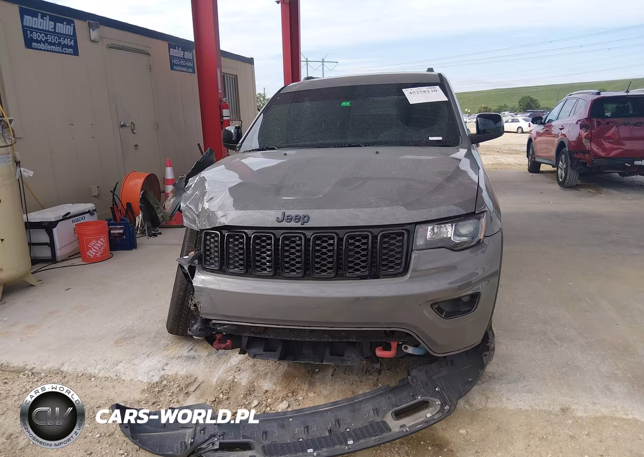 2019 Jeep Grand Cherokee Upland 4X2 VIN:1C4RJEAG0KC790320 - 12
