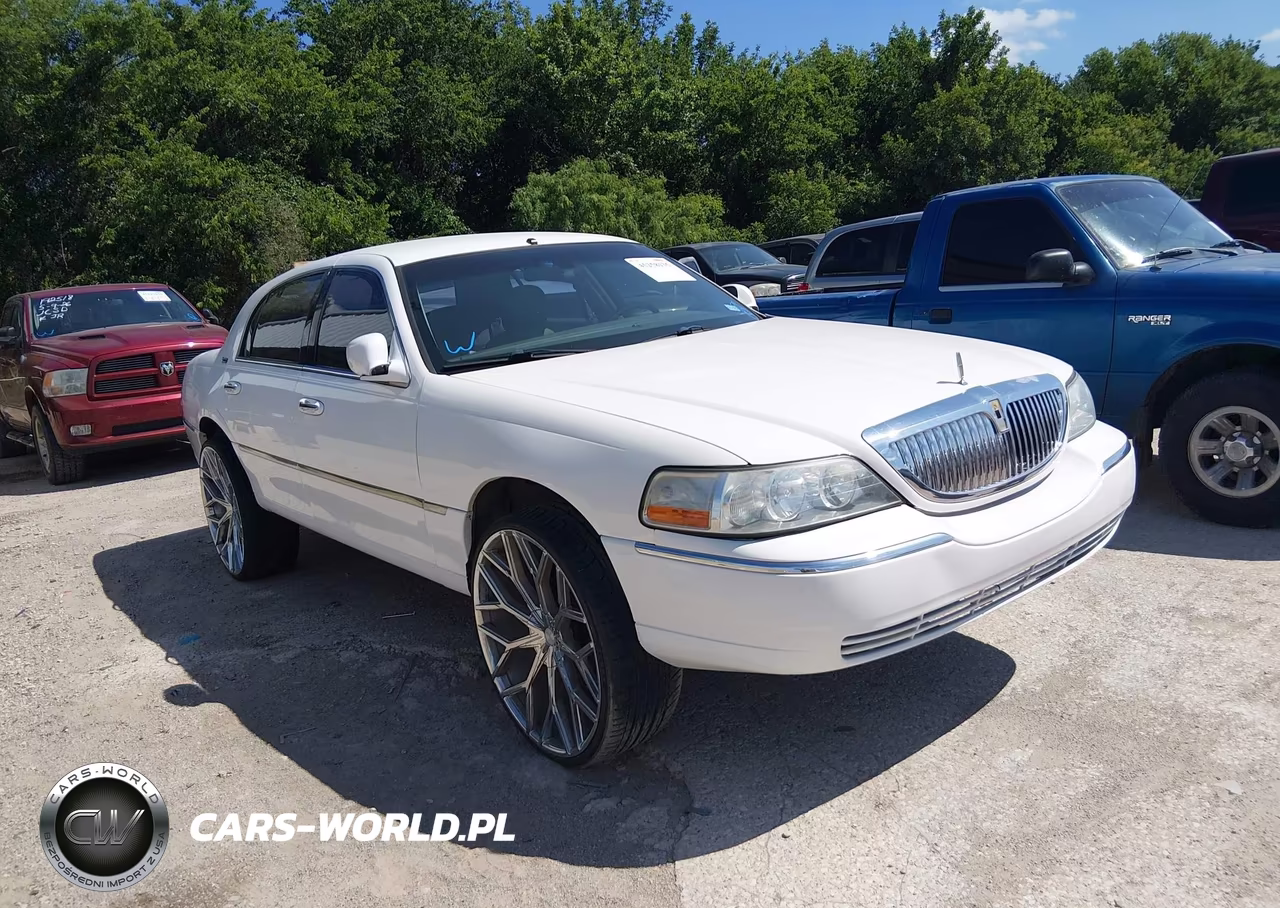 2009 Lincoln Town Car Signature Limited – zdjęcie 1 z 16
