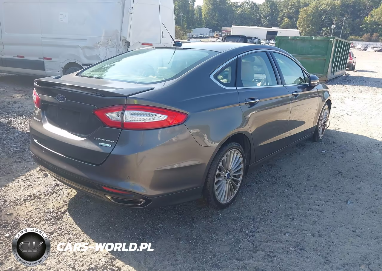 2016 Ford Fusion Titanium VIN:3FA6P0K91GR319330 - 4