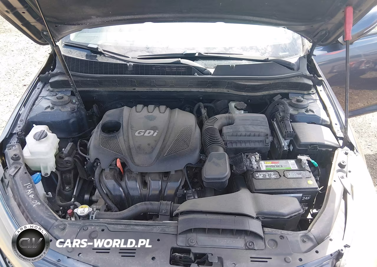 2015 Kia Optima Lx VIN:5XXGM4A76FG483197 - 10
