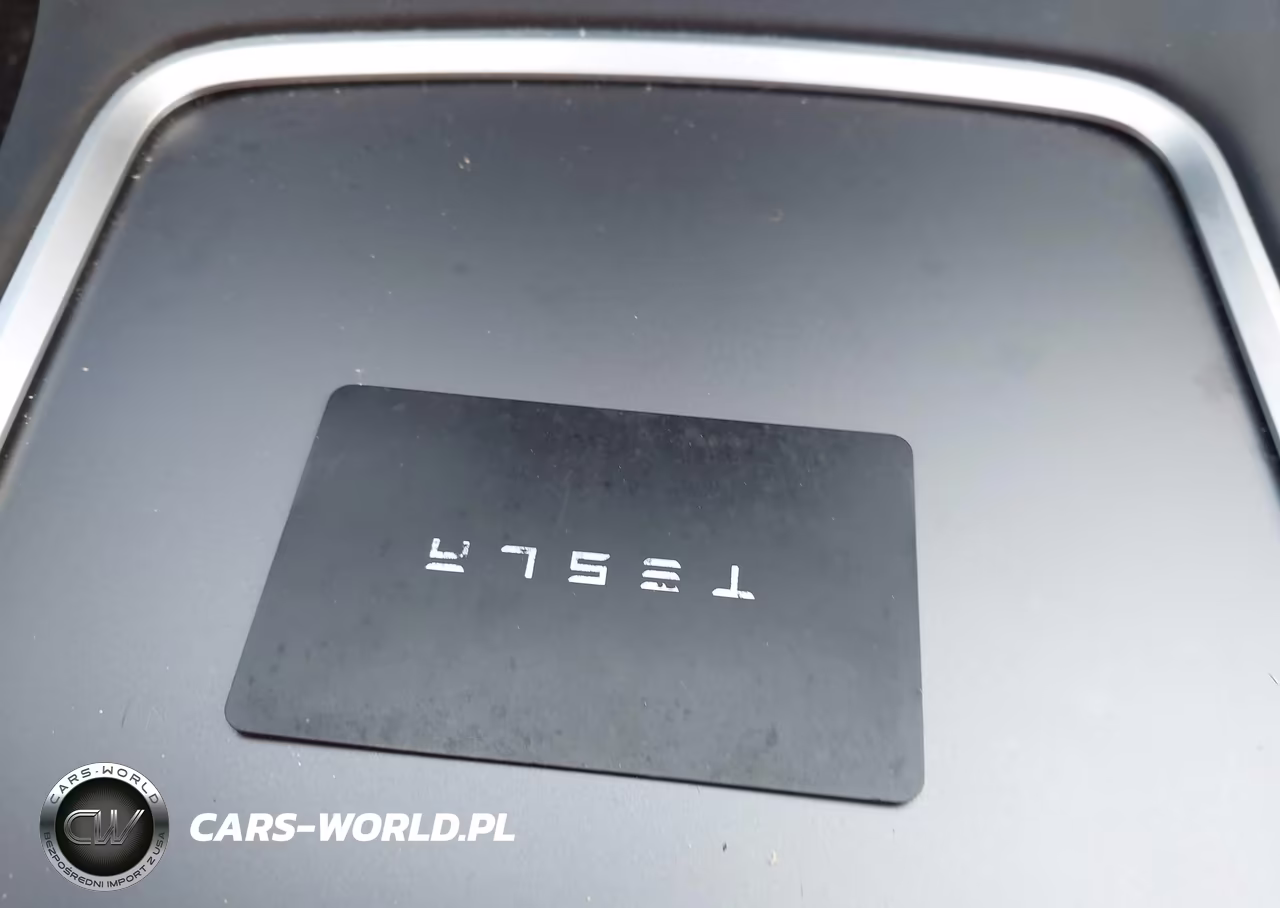 2022 Tesla Model 3 Performance Dual Motor All-Wheel Drive VIN:5YJ3E1EC8NF180330 - 11