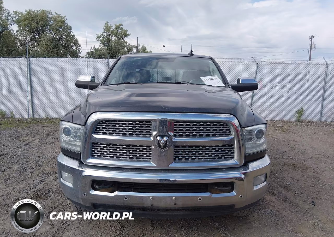 2015 Ram 2500 Laramie VIN:3C6UR5KJ8FG515821 - 12