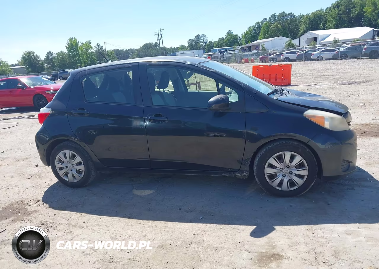 2013 Toyota Yaris Le VIN:JTDKTUD35DD551177 - 13