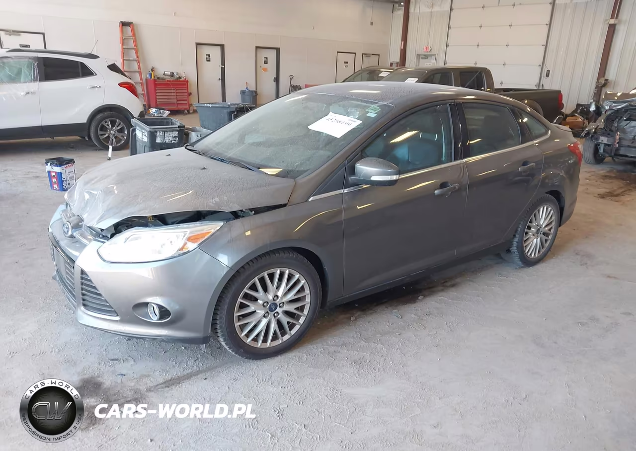 2013 Ford Focus Titanium VIN:1FADP3J26DL283819 - 2