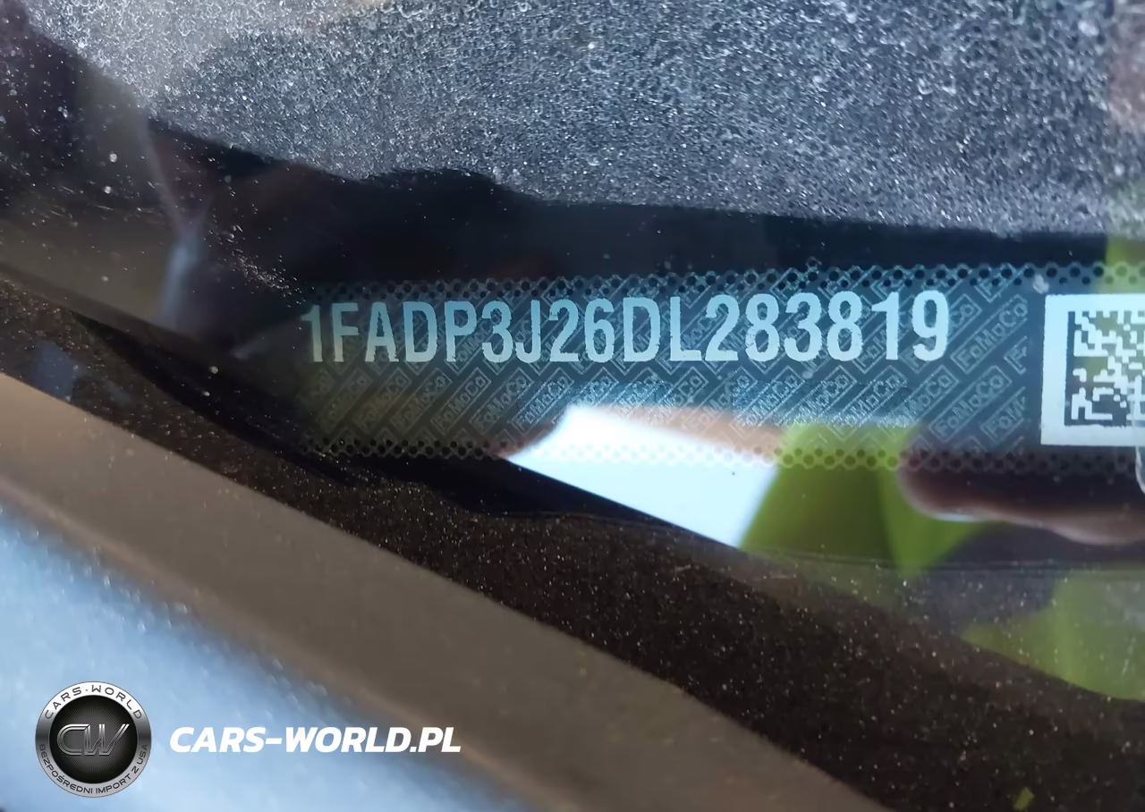 2013 Ford Focus Titanium VIN:1FADP3J26DL283819 - 9