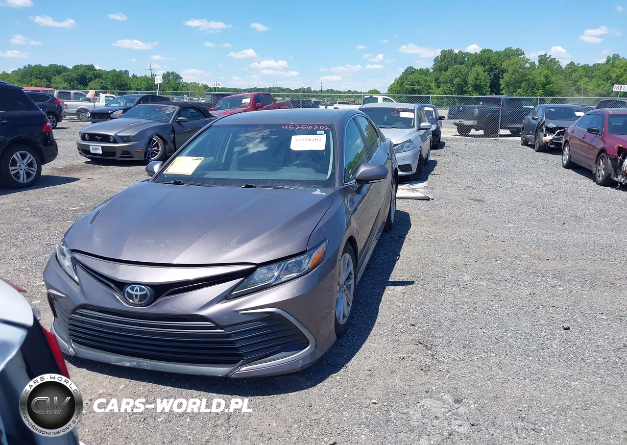 2021 Toyota Camry Le VIN:4T1R11AK9MU597623 - 12