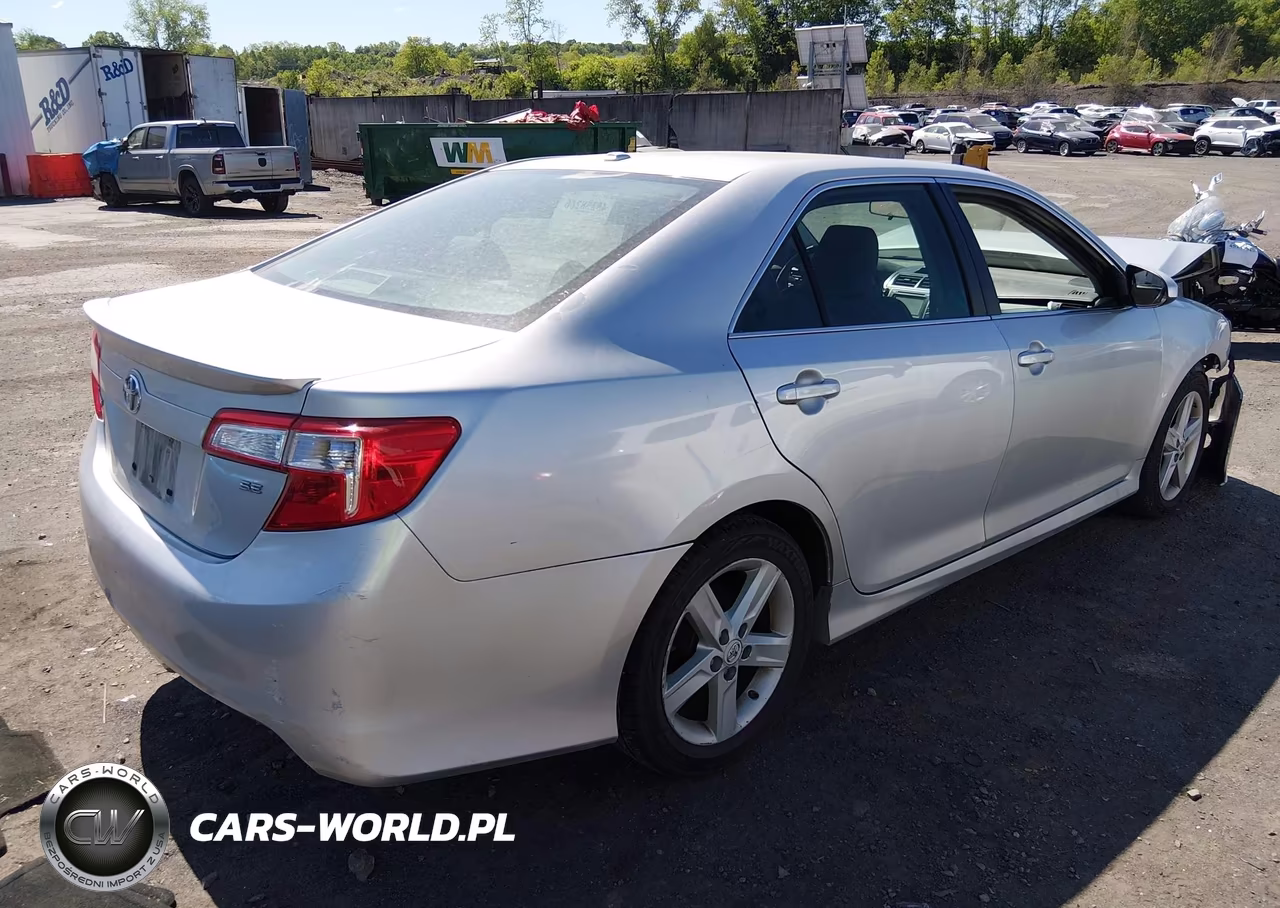 2012 Toyota Camry Se VIN:4T1BF1FK6CU106547 - 4