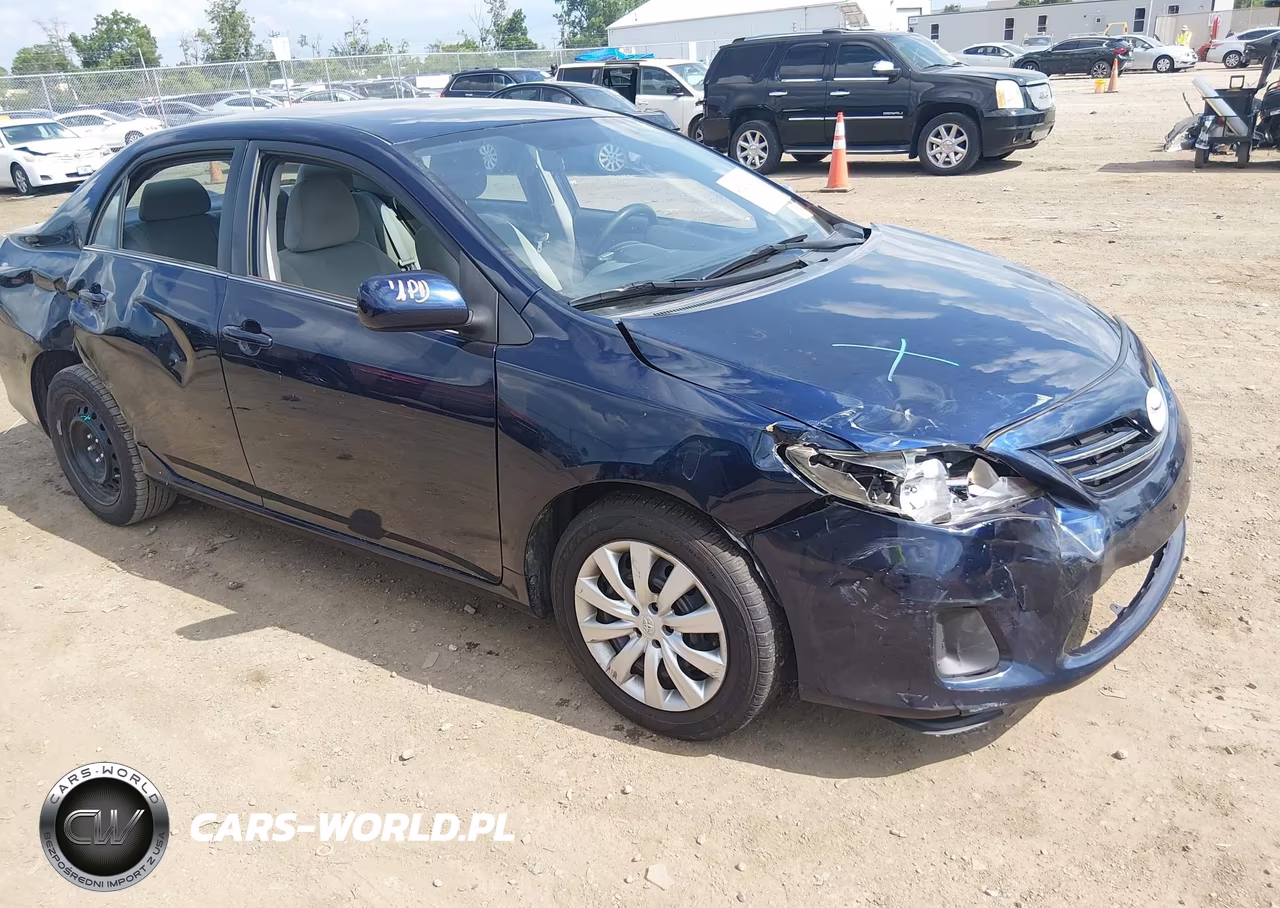2013 Toyota Corolla Le – zdjęcie 1 z 16
