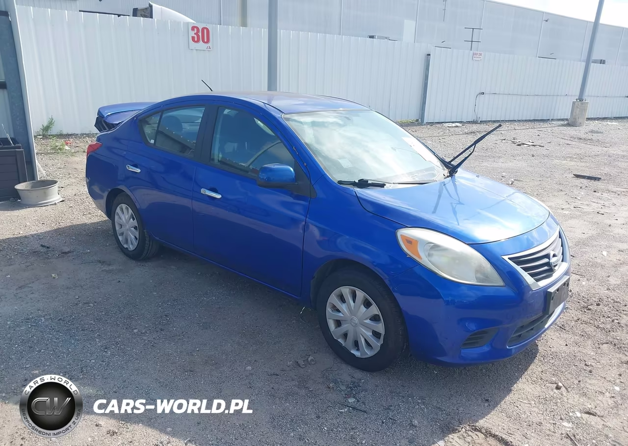2013 Nissan Versa 1.6 Sv
