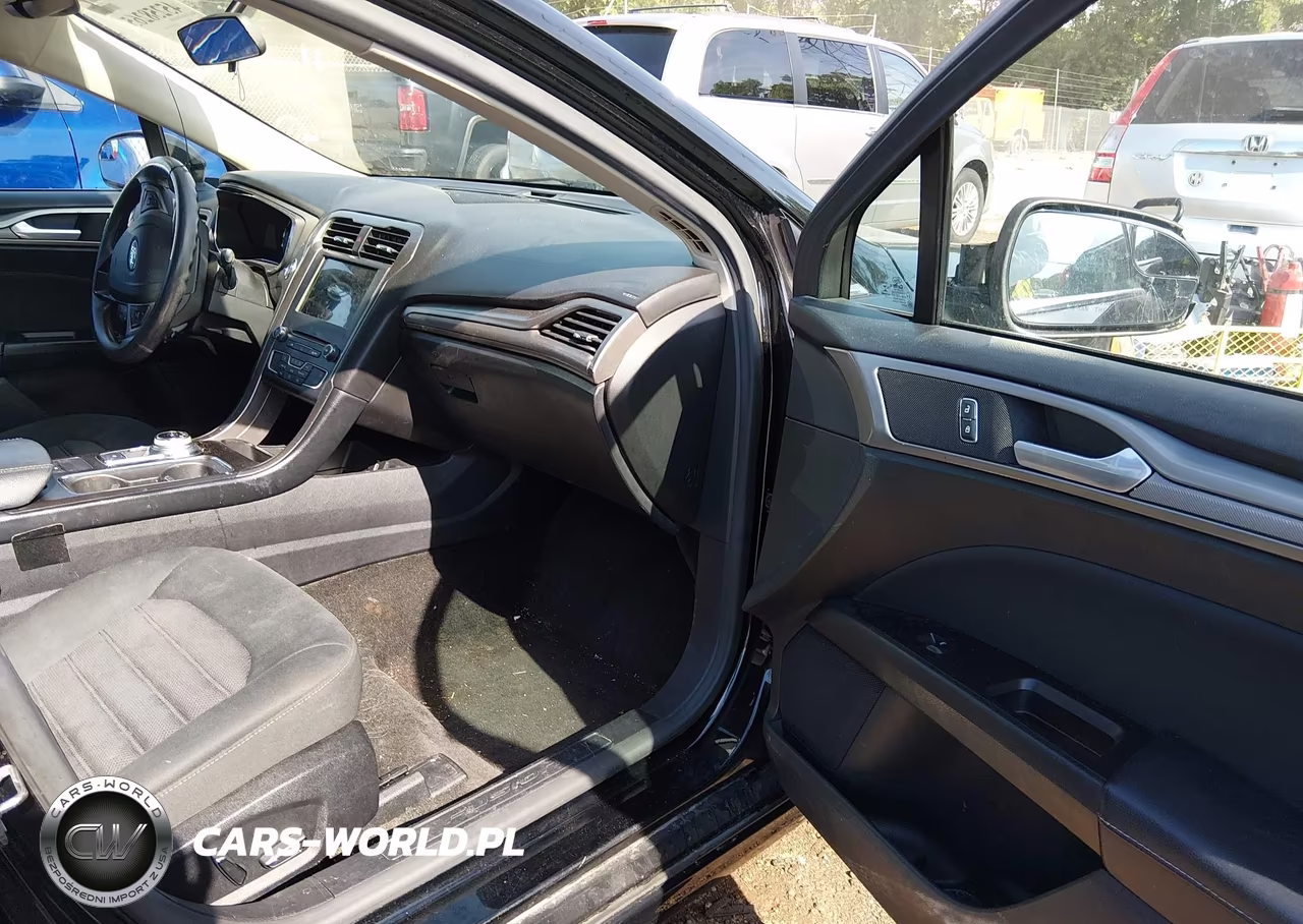 2017 Ford Fusion Se VIN:3FA6P0HD2HR366055 - 5