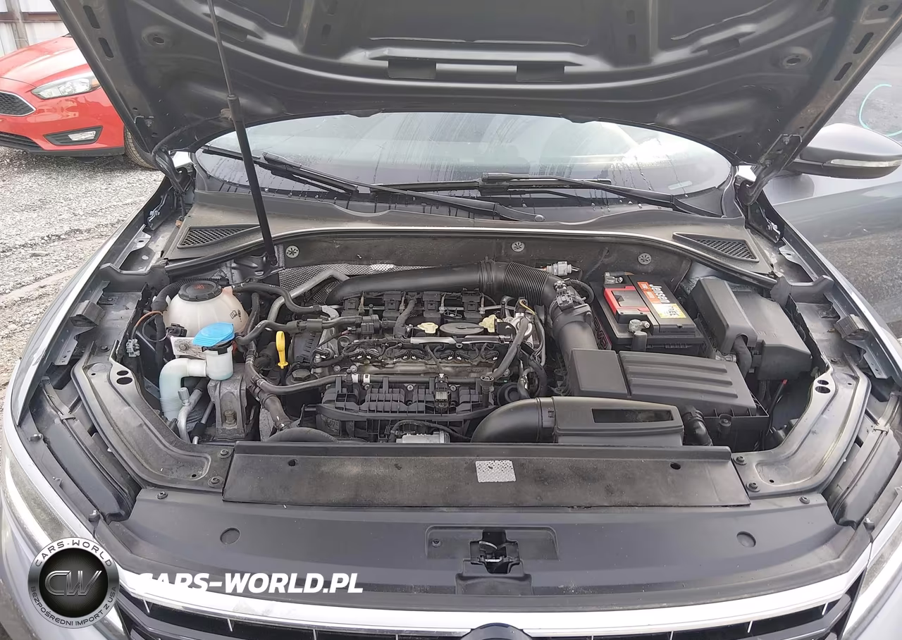 2018 Volkswagen Passat 2.0T R-Line-2.0T S VIN:1VWAA7A37JC010315 - 10