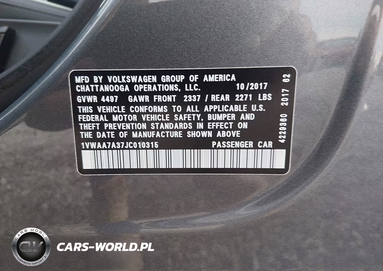 2018 Volkswagen Passat 2.0T R-Line-2.0T S VIN:1VWAA7A37JC010315 - 9