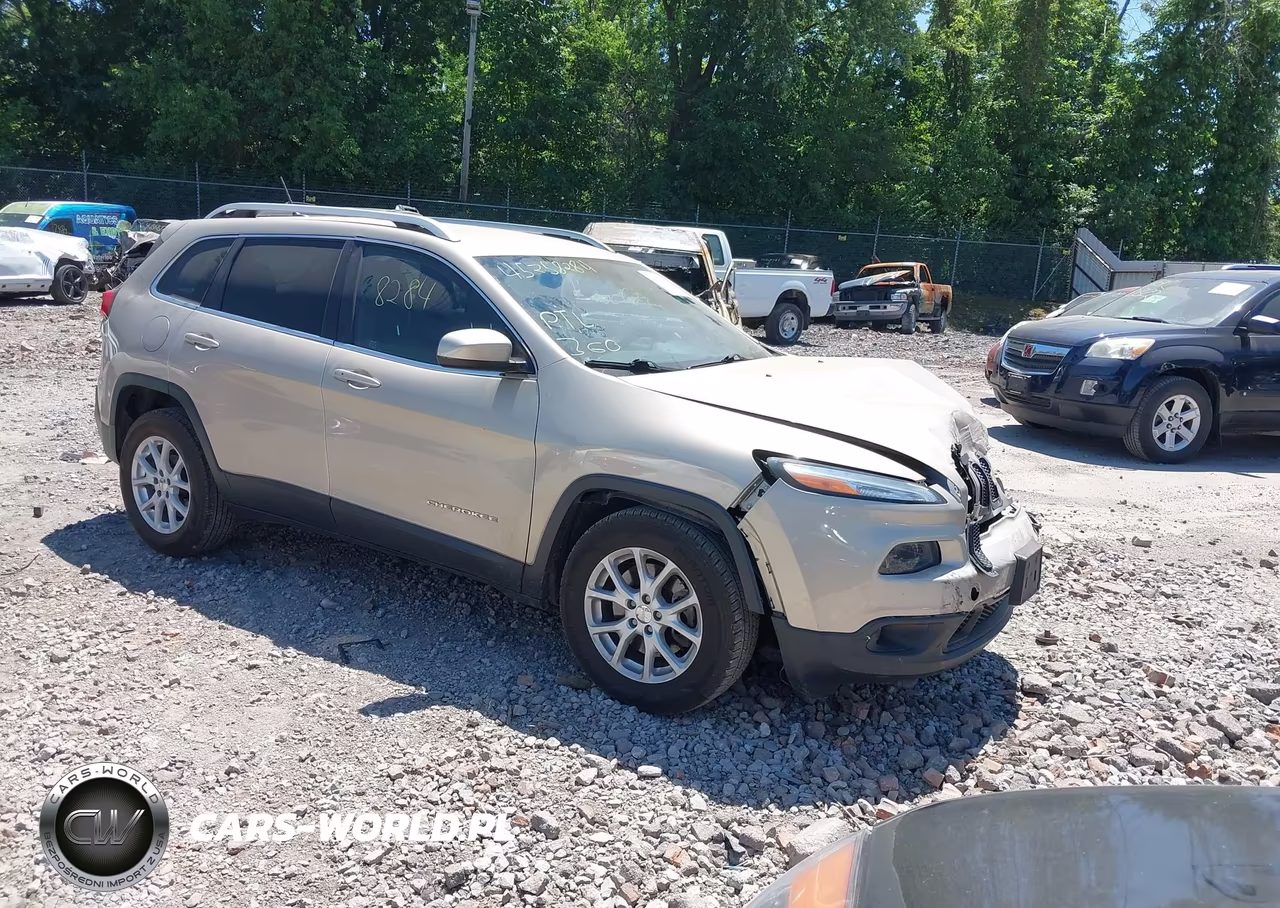2014 Jeep Cherokee Latitude – zdjęcie 1 z 17