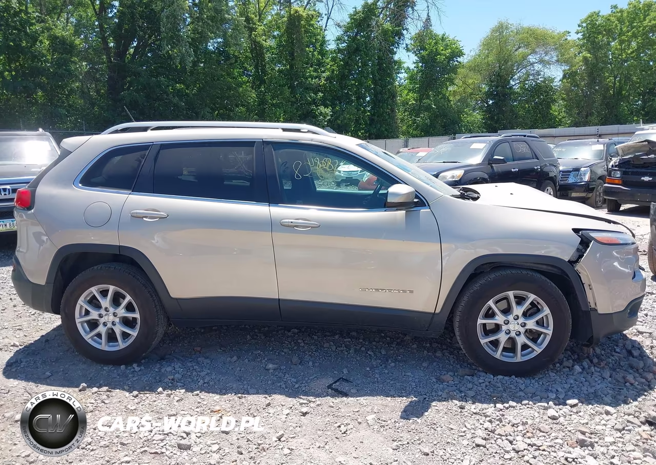 2014 Jeep Cherokee Latitude VIN:1C4PJLCB3EW288031 - 14