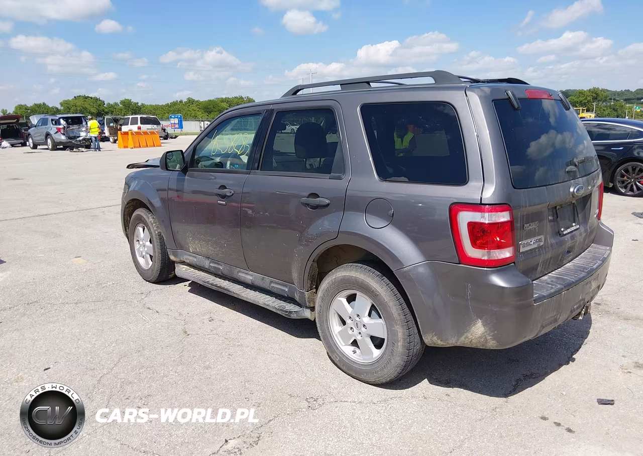 2012 Ford Escape Xlt VIN:1FMCU9DG8CKC25736 - 3