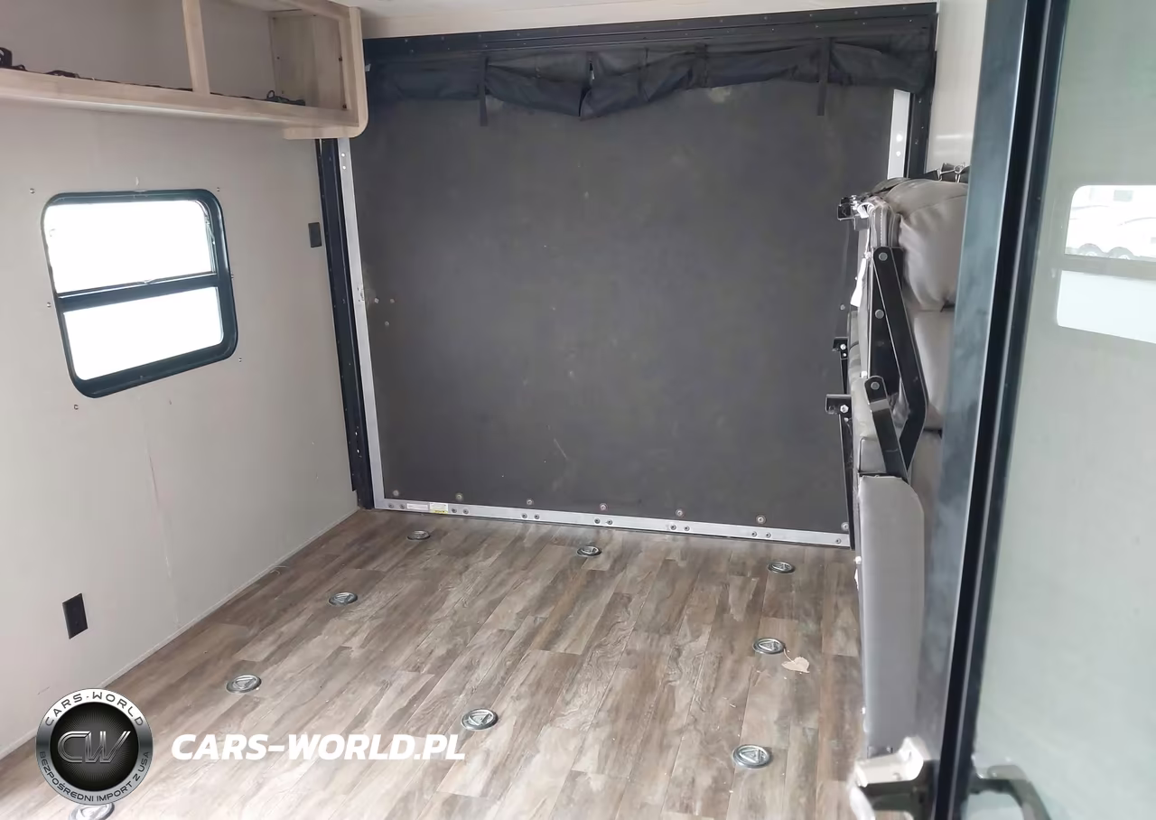 2021 Forest River Coachmen Catalina Trail Blazer 29 Toy Hauler Travel Trailer VIN:5ZT2CAUB4MX019549 - 8