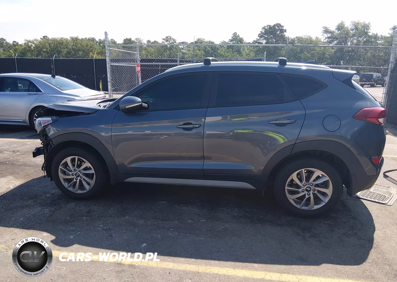 2017 Hyundai Tucson Se Plus VIN:KM8J33A41HU514082 - 15