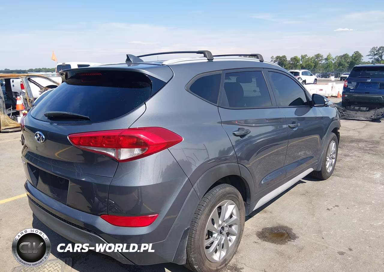 2017 Hyundai Tucson Se Plus VIN:KM8J33A41HU514082 - 4