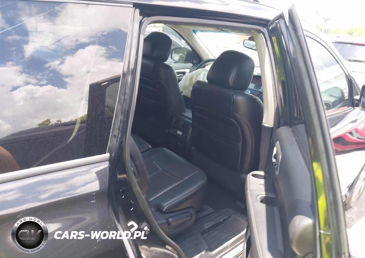 2013 Nissan Pathfinder Platinum VIN:5N1AR2MN2DC682911 - 8