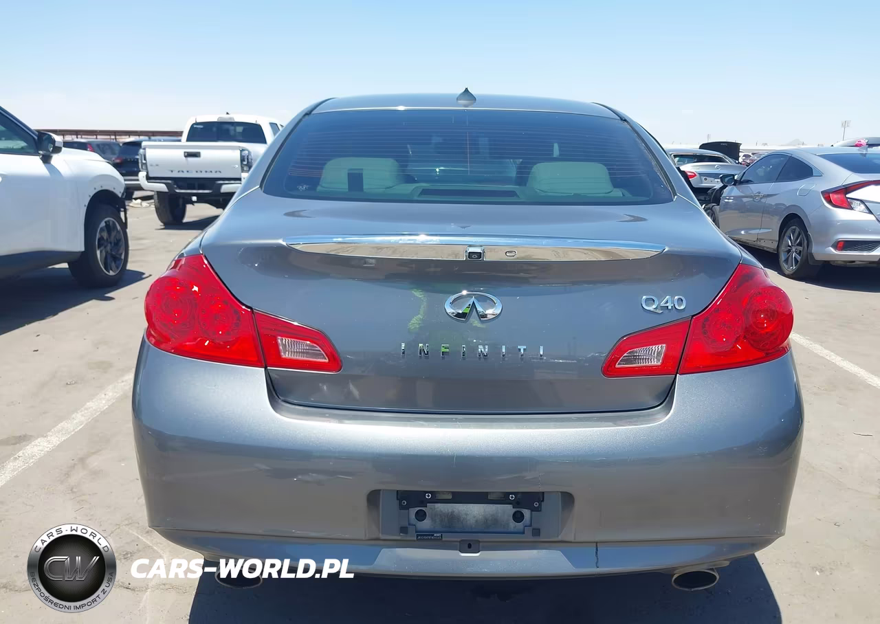 2015 Infiniti Q40 VIN:JN1CV6AP8FM503325 - 16