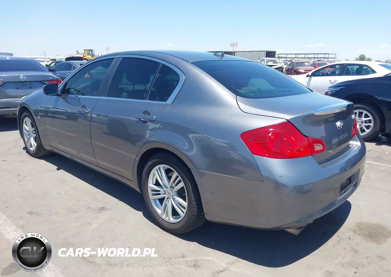 2015 Infiniti Q40 VIN:JN1CV6AP8FM503325 - 3