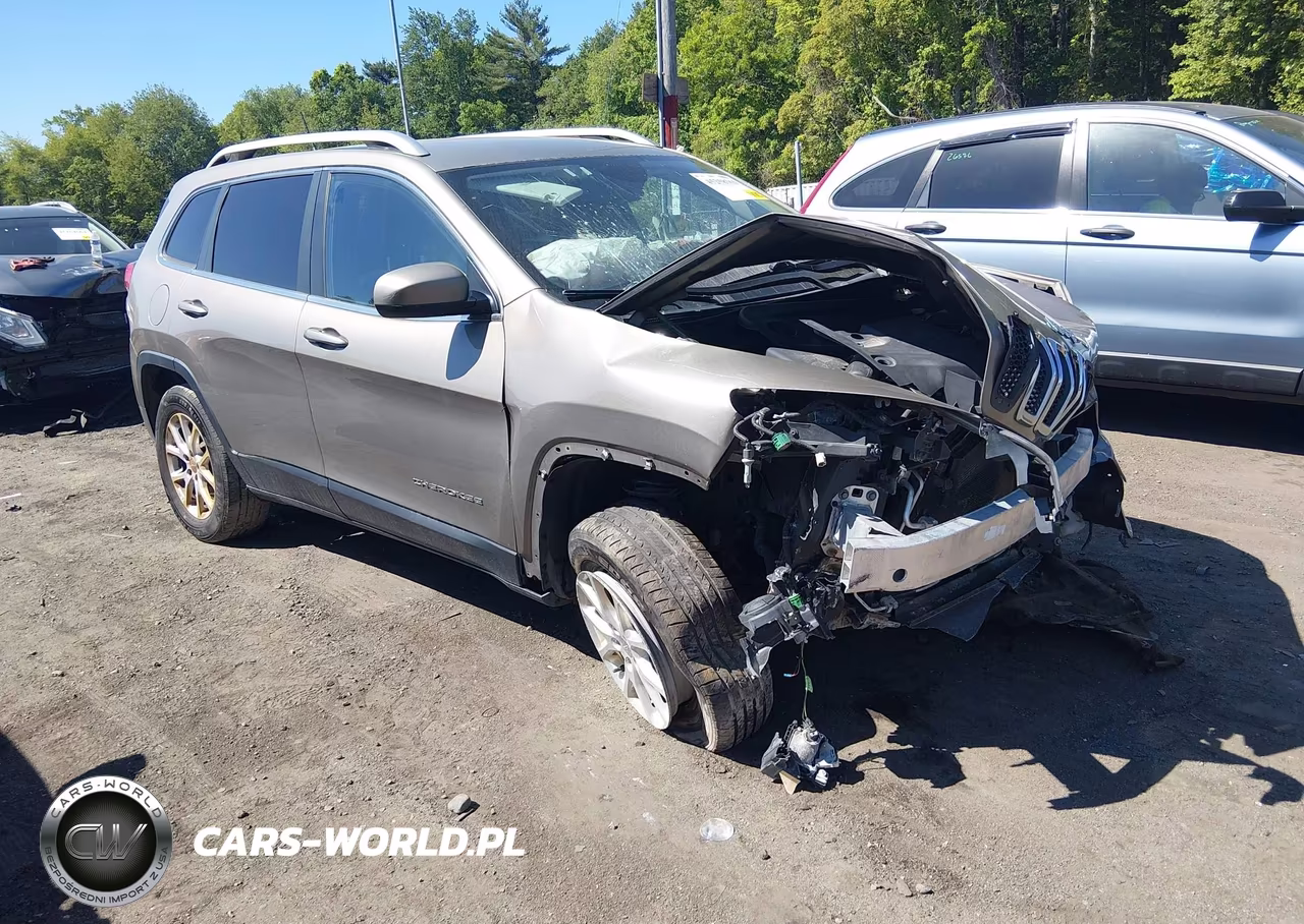 2016 Jeep Cherokee Latitude – zdjęcie 1 z 16