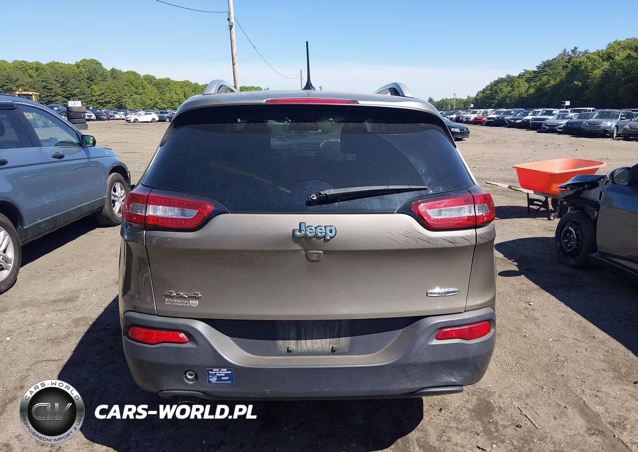 2016 Jeep Cherokee Latitude VIN:1C4PJMCBXGW345771 - 16